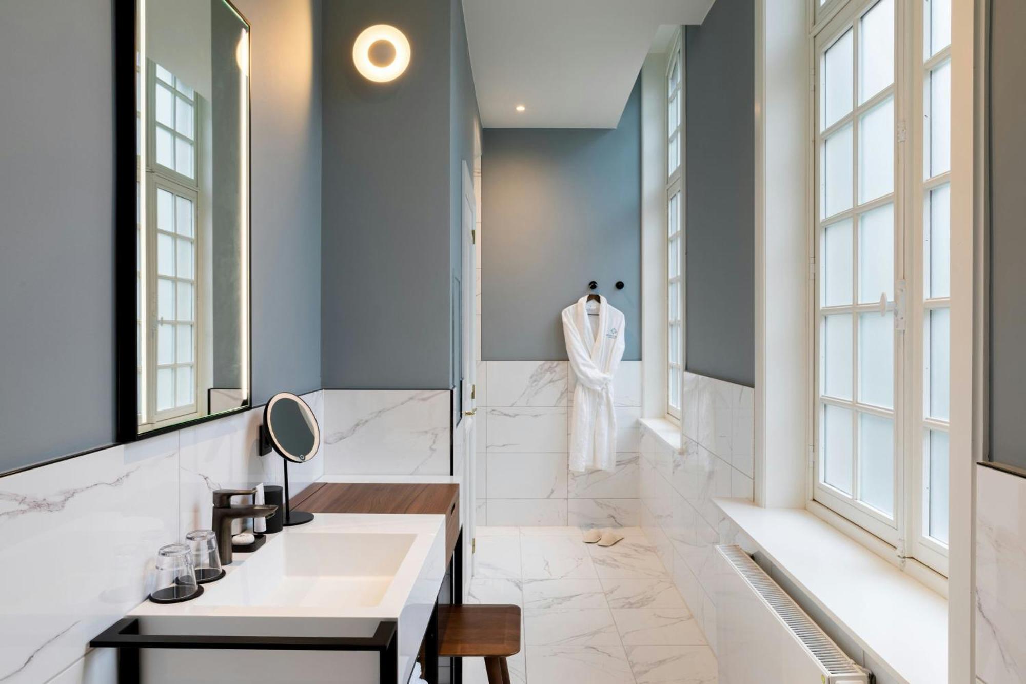 Sapphire House Antwerp, Autograph Collection By Marriott 호텔 외부 사진 Bathroom